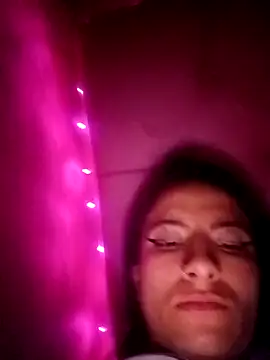 Anniee x online show from February 2026 04:11:01 AM