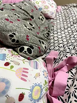 Your Pleasure1 online show from November 2025 02:39:02 AM