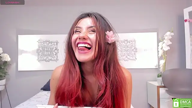 iriis rosse online show from February 2025 12:49:01 AM