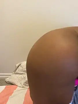 Snapshot of AwkwardJasminee chatting on September 2025 04:45:02 AM AwkwardJasminee online show from September 2025 04:45:02 AM