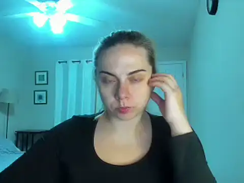 HappyIva online show from September 2025 05:44:01 AM