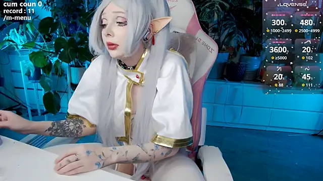 cutelittlepuff online show from April 2026 04:04:02 PM