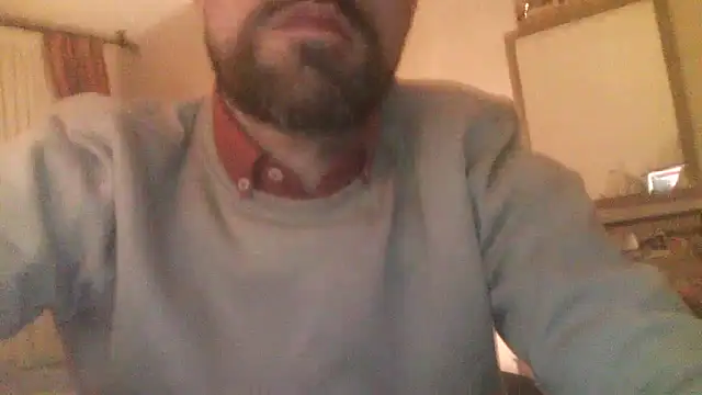 Snapshot of Patrickhound chatting on January 2025 01:45:02 AM Patrickhound online show from January 2025 01:45:02 AM