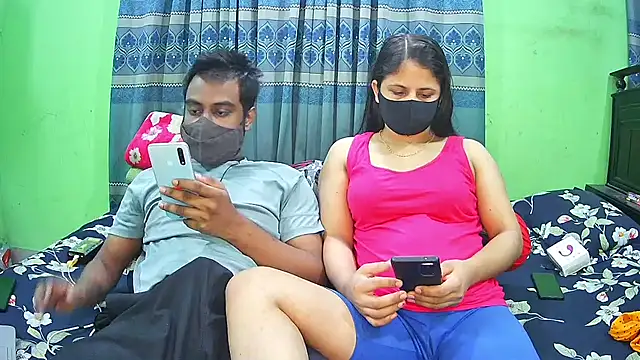 Hot Nila online show from November 2025 03:17:01 AM