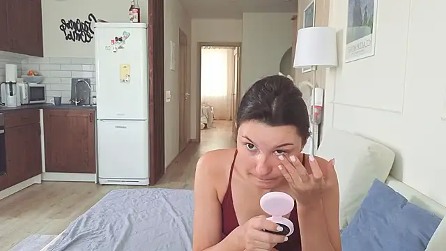 KristineEsme online show from March 2026 04:42:02 AM