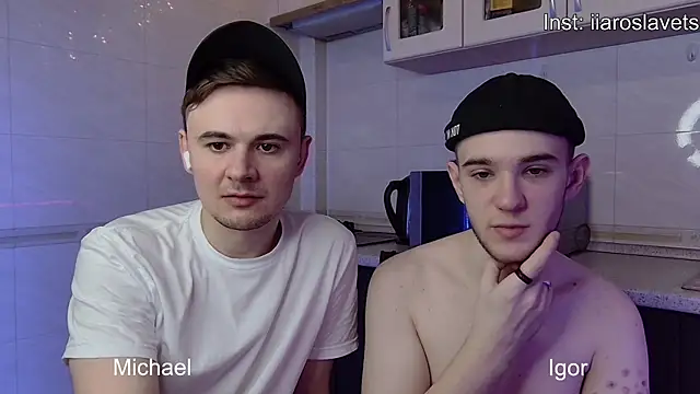 Snapshot of michael_sexdevil chatting on January 2025 12:29:01 PM michael sexdevil online show from January 2025 12:29:01 PM