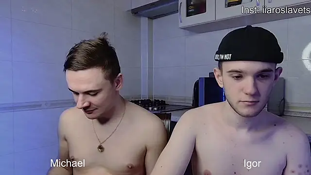 Snapshot of michael_sexdevil chatting on January 2025 06:58:02 PM michael sexdevil online show from January 2025 06:58:02 PM