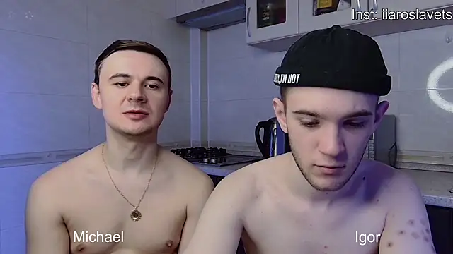 Snapshot of michael_sexdevil chatting on January 2025 12:16:01 PM michael sexdevil online show from January 2025 12:16:01 PM