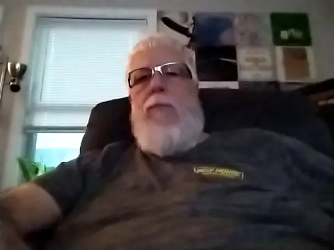 Snapshot of Futura_intx chatting on September 2025 12:00:02 AM Futura intx online show from September 2025 12:00:02 AM