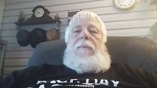 Snapshot of Futura_intx chatting on July 2026 12:46:02 PM Futura intx online show from July 2026 12:46:02 PM