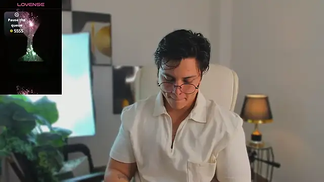 Thom Ohtani online show from February 2025 09:52:02 PM