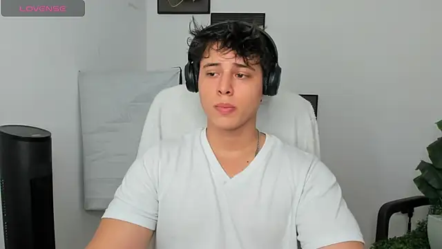 Thom Ohtani online show from March 2025 02:04:02 AM