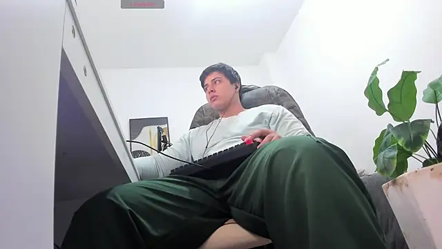 Thom Ohtani online show from November 2025 11:26:02 PM