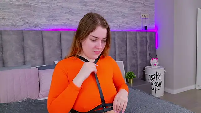 EllieGarson online show from March 2025 05:06:01 PM