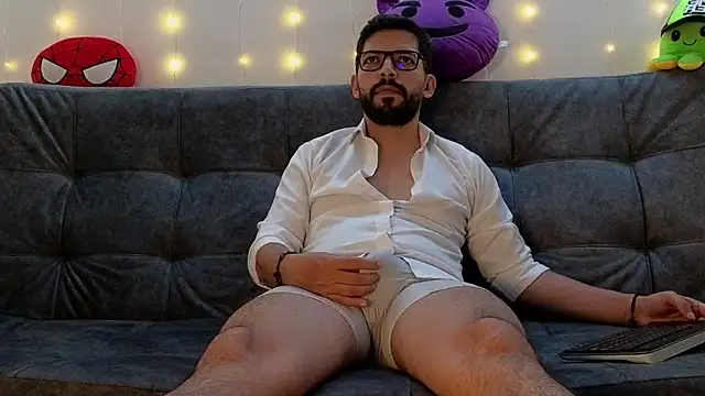 Snapshot of ErickBrant chatting on March 2025 10:27:02 PM ErickBrant online show from March 2025 10:27:02 PM