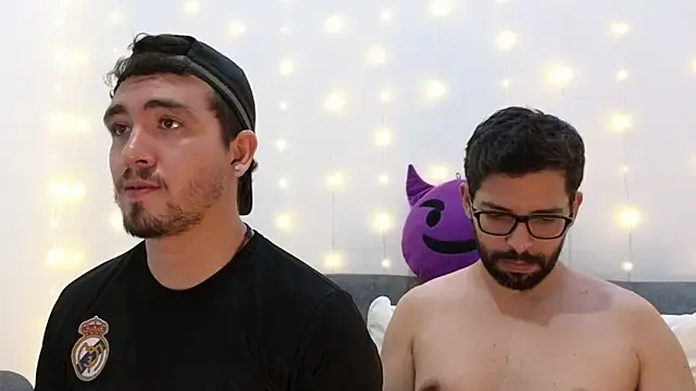 Snapshot of ErickBrant chatting on March 2025 03:12:01 AM ErickBrant online show from March 2025 03:12:01 AM