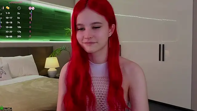 Rina Red online show from November 2025 01:39:01 AM