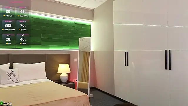 Snapshot of Rina_Red chatting on February 2026 01:44:02 AM Rina Red online show from February 2026 01:44:02 AM