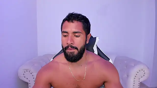 Santiago huntt online show from October 2025 10:45:01 PM