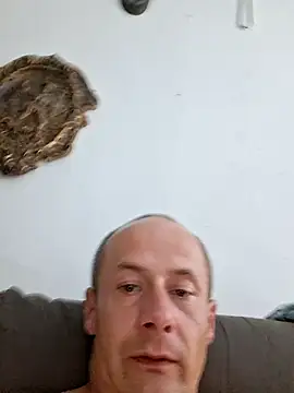 FacetedArmor16 online show from September 2025 06:08:02 PM