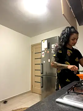 NNNoire online show from October 2025 10:16:02 AM