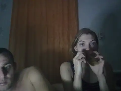 ParaFox online show from November 2025 09:25:02 PM