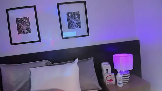 Snapshot of vi_anaya chatting on February 2026 12:22:02 PM vi anaya online show from February 2026 12:22:02 PM