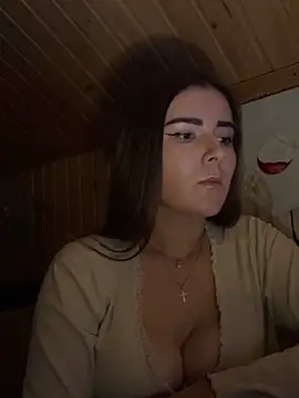 mewKate online show from November 2025 03:22:01 PM