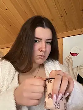 mewKate online show from April 2026 12:38:02 PM