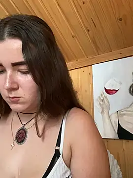 Snapshot of mewKate chatting on June 2026 05:04:02 PM mewKate online show from June 2026 05:04:02 PM