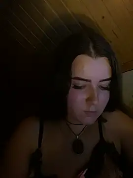 Snapshot of mewKate chatting on July 2026 11:28:01 PM mewKate online show from July 2026 11:28:01 PM