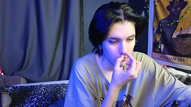 Hyeon Jin online show from February 2025 03:23:01 AM