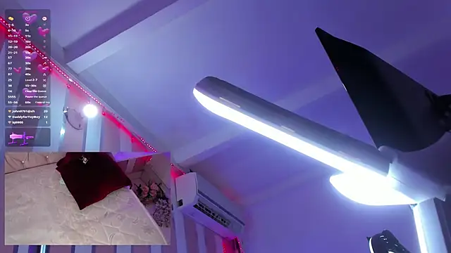 TylerBloom online show from January 2025 04:46:02 PM