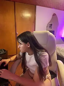 Camila pinkk online show from March 2025 05:07:02 PM