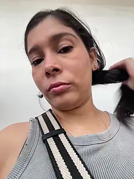 MilaRux online show from February 2026 01:56:02 PM