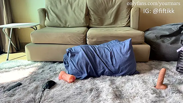 YourMarsLove online show from February 2025 03:22:01 AM