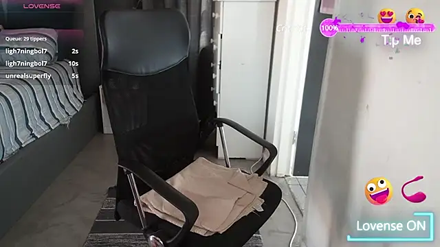 Snapshot of boeslaboes1 chatting on March 2025 09:23:01 AM boeslaboes1 online show from March 2025 09:23:01 AM