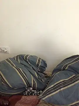 Snapshot of VikiiStoun chatting on March 2025 04:47:02 PM VikiiStoun online show from March 2025 04:47:02 PM