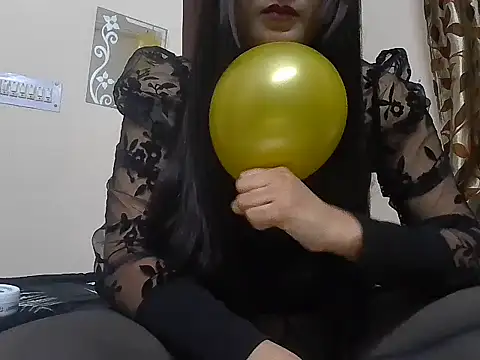 karishma kappur online show from January 2025 02:26:01 PM