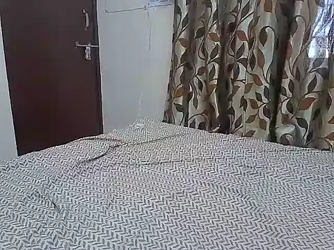 karishma kappur online show from January 2025 05:19:02 AM