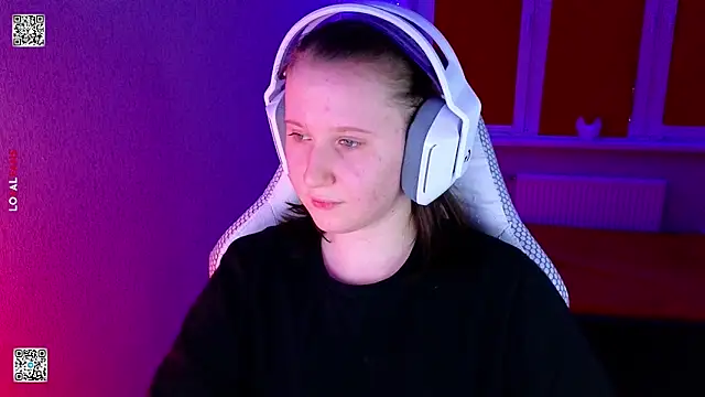 mon lola online show from February 2026 04:23:01 PM