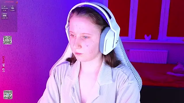 mon lola online show from February 2026 03:40:01 PM