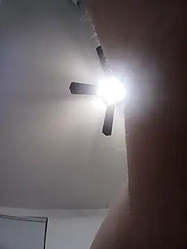 jayjay198080 online show from December 2025 01:40:01 PM