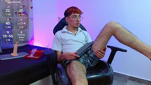 Axel tay online show from February 2025 03:37:01 AM