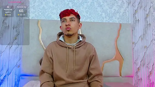 Axel tay online show from February 2026 06:41:02 PM