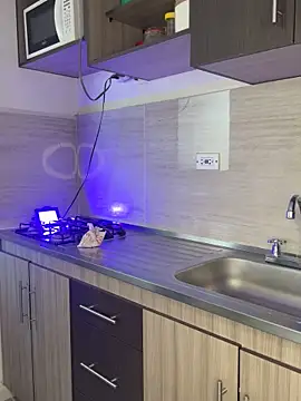 GABBYMORGAN online show from September 2025 04:39:01 PM