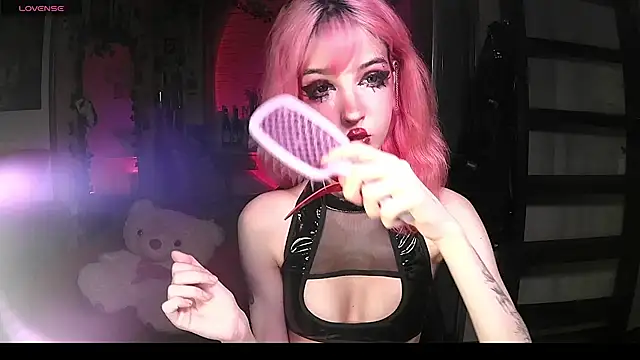 Snapshot of Ink__pleasure chatting on September 2025 10:35:02 PM Ink pleasure online show from September 2025 10:35:02 PM