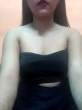 Snapshot of Eisha_20s chatting on January 2025 12:29:01 PM Eisha 20s online show from January 2025 12:29:01 PM