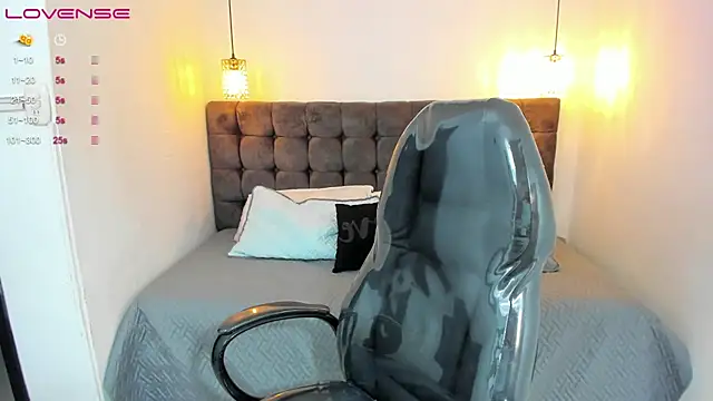 Tommy18   online show from March 2025 04:57:02 AM