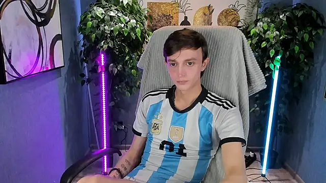 John Weasley online show from October 2025 06:05:02 AM